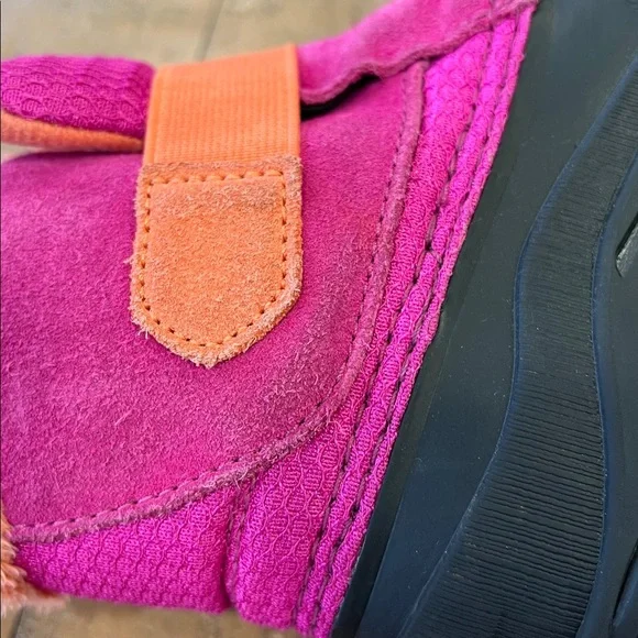 The North Face apenglow Waterpoof winter snow boots kids 8 pink pull on - Picture 8 of 12